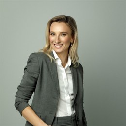 【浔郁博议】在干事上当好耕耘者、创业者、实干者